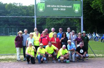 Fraundschafts-Turnier der SG Riederwald in Frankfurt am Pfingstmontag 21. Mai